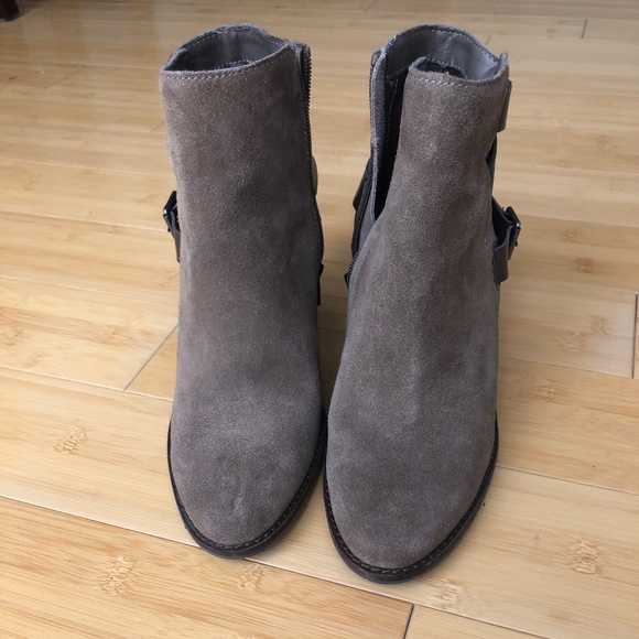 Dolce Vita Booties - Picture 2 of 4